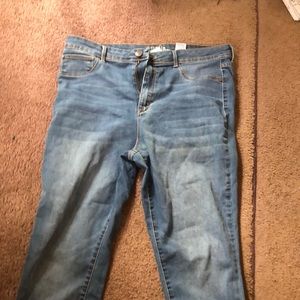 Light blue time and try jeans